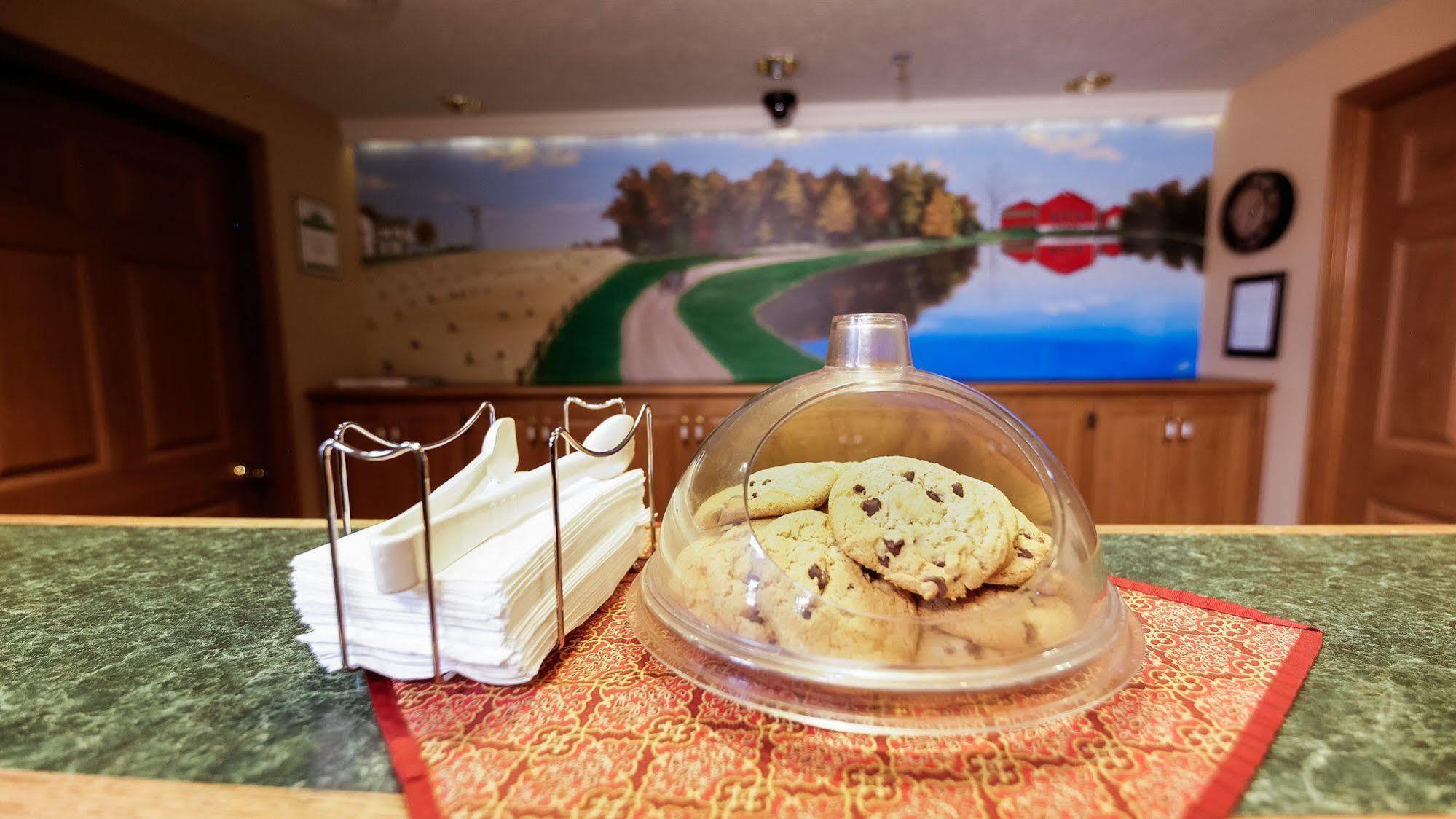 Van Buren Hotel Shipshewana Extérieur photo